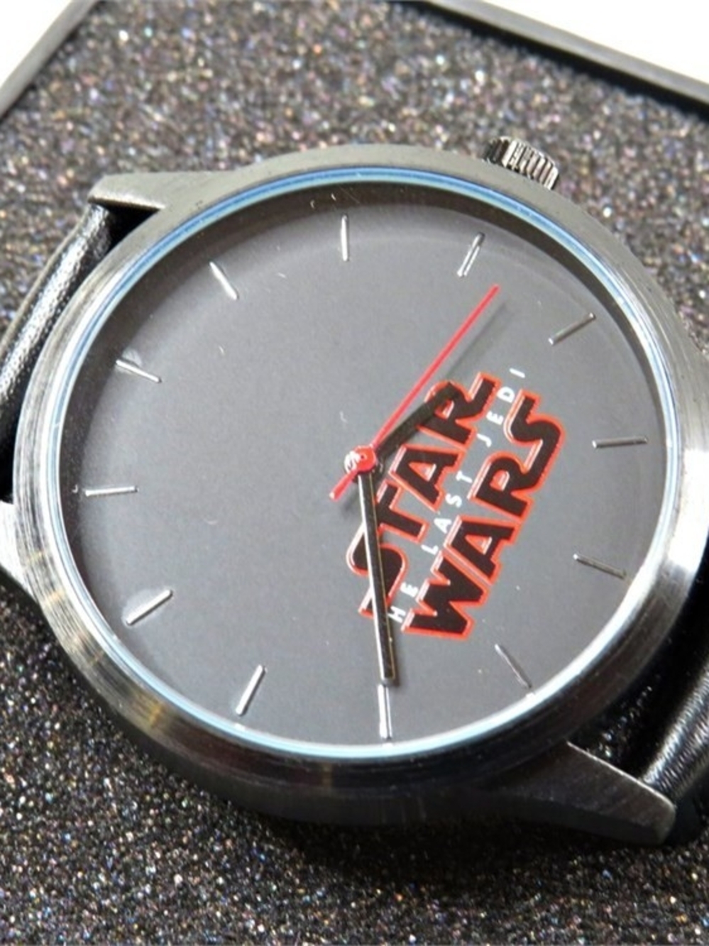 Star Wars Black and Red Logo Minimalist Watch